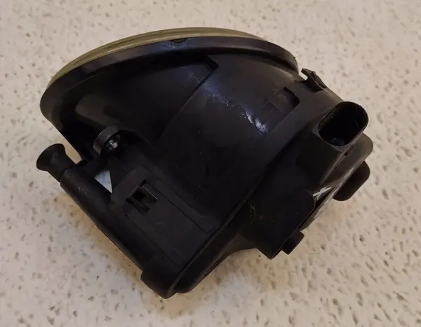 Farol de Neblina Audi Q7 4L 2005-2009 Esquerdo image 3