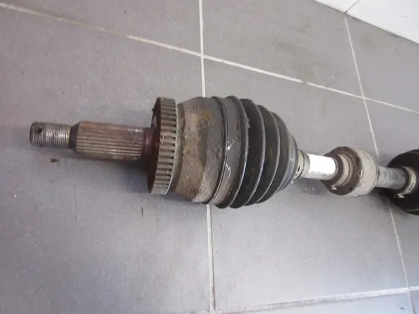 HYUNDAI SANTA FE II 2.2 CRDI Vänster Kort Axel image 2