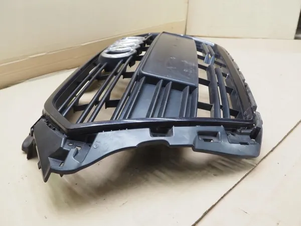 Grille AUDI A3 LIFT 8V3853651AB pour radar - Occasion image 6