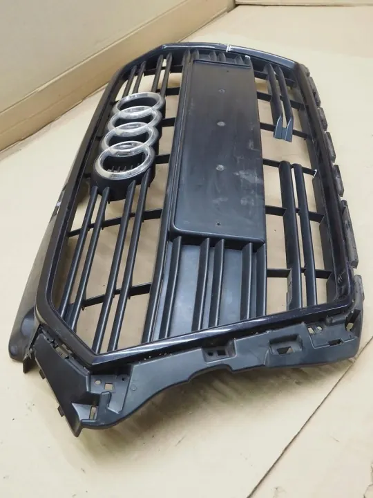 Grille AUDI A3 LIFT 8V3853651AB pour radar - Occasion image 7