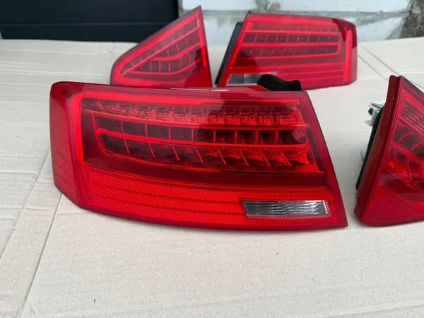 AUDI A5 8T Luz Trasera Izquierda 8T8945095F image 2