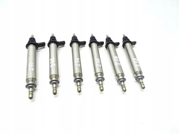 Inyector Combustible OEM A2780700687 para Mercedes W176 image 2