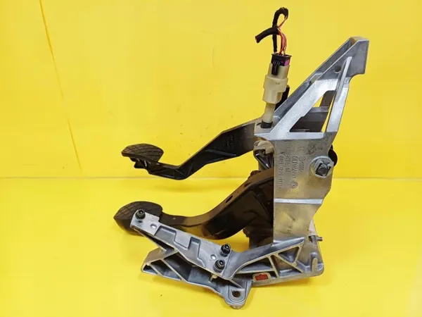 Pedalen set OEM DRC98467 voor Audi A4 B5 - Gebruikt image 4