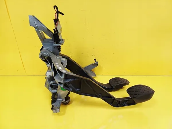 Pedalen set OEM DRC98467 voor Audi A4 B5 - Gebruikt image 7
