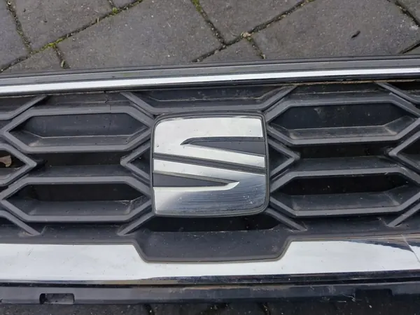 SEAT IBIZA V Grille Original image 2