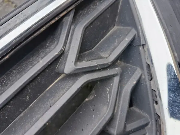 SEAT IBIZA V Grille Original image 6