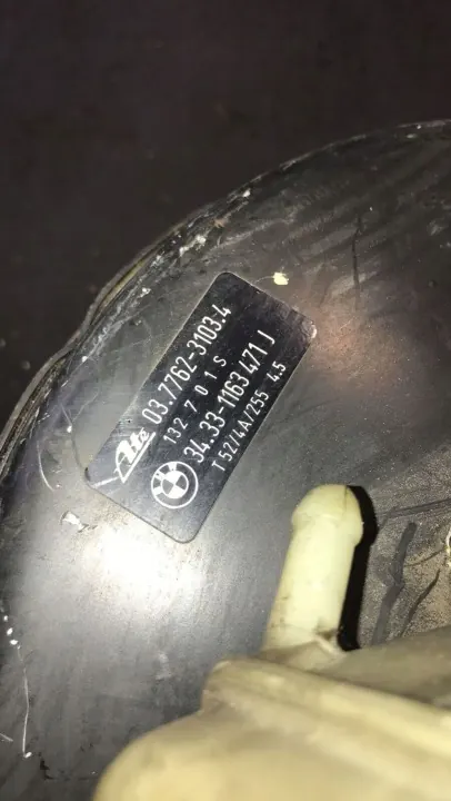 Servo de travão OEM 1163471 para BMW E36 - Usado image 3