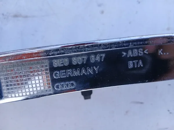 AUDI A4 B6 00-04 Rejilla Central image 4