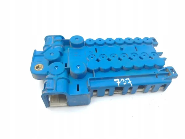 Fusible relais batterie BMW OEM 6924976 - Occasion image 8
