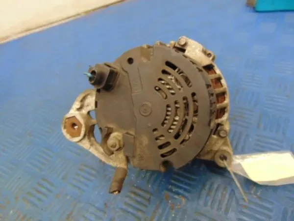 AUDI A4 B5 1.8B Vaihtovirtageneraattori 06B903016E image 5