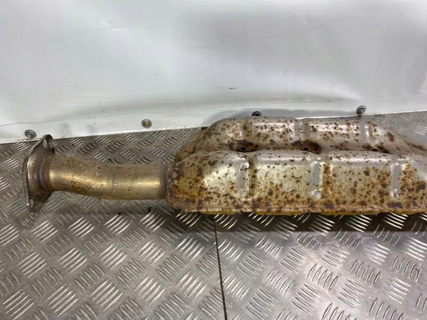 Subaru Forester Pakoputken vaimennin OEM FBZ22152 image 8