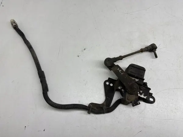 Sensor suspensão pneumática dianteira OEM 8940550050 Lexus image 4