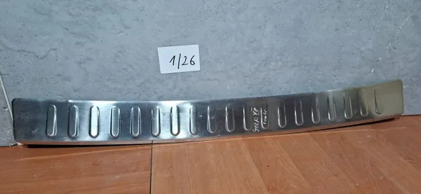 OEM 12121212 VW Golf VII Break Jante Chrome Coffre image 2