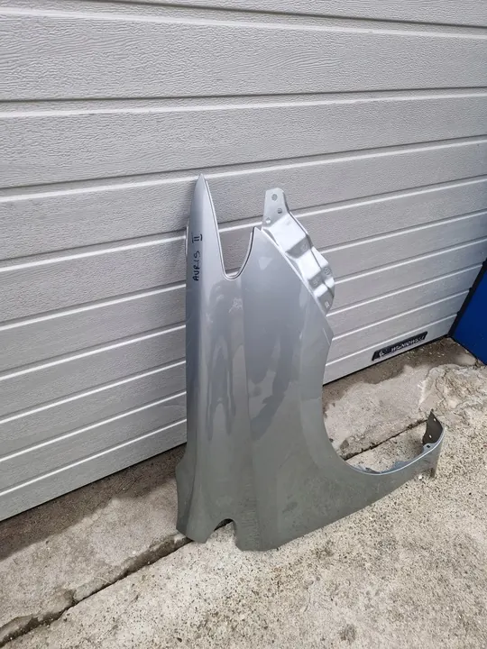 Auris II Lift - Paraurti anteriore destro image 2