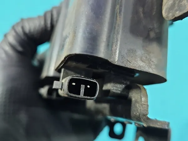 Bobina de ignição Kia Picanto I 1.0 MPI OEM 27301-02700 image 4