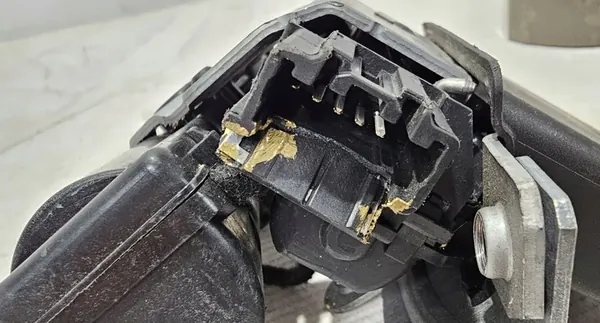 Bagagelås Ford - DS7A-N442A66-BE image 3