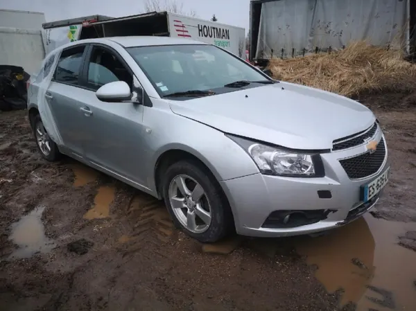 Öljypumppu Chevrolet Cruze OEM 55556428 2011 1.8L image 4