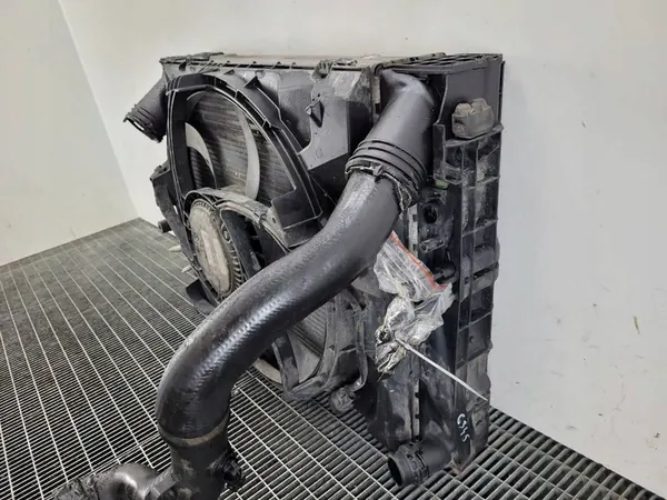 BMW 3 E90 E91 Radiador AC Intercooler Ventilador OEM image 5