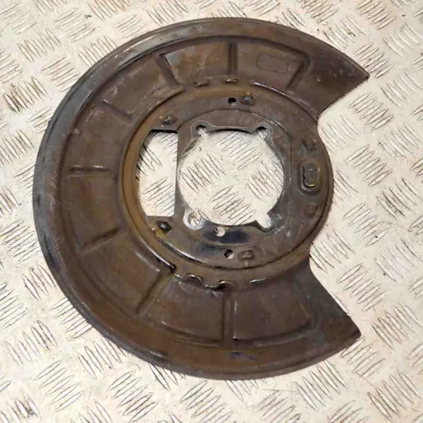 Maserati Ghibli linker achter remschijfbeschermer OEM SXD53657211 image 5
