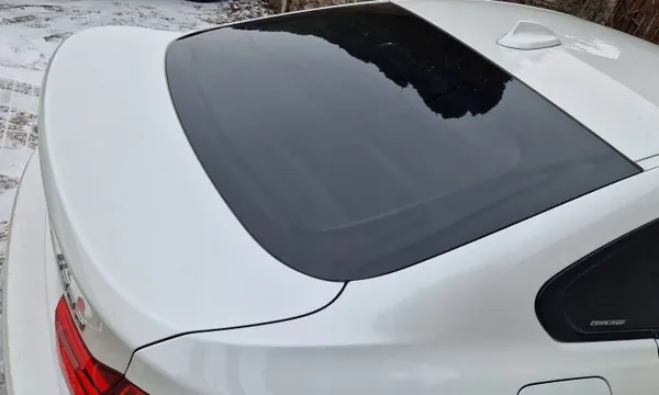 Coffre arrière BMW A96 Blanc Minéral avec vitre image 6