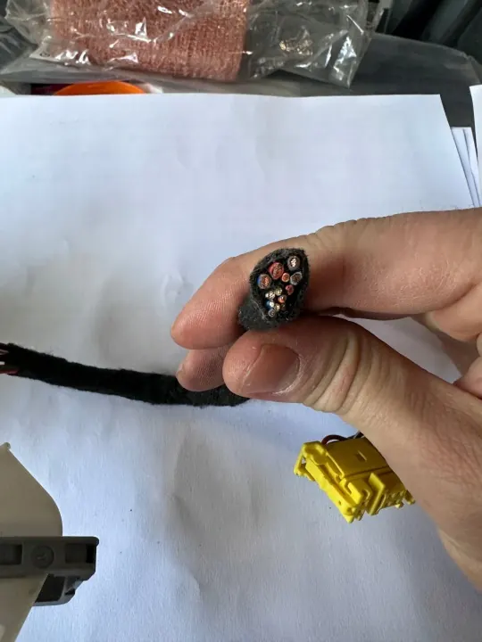 Harness de cableado OEM KABEL WIĄZKA KIEROWNICY W246 OK image 5