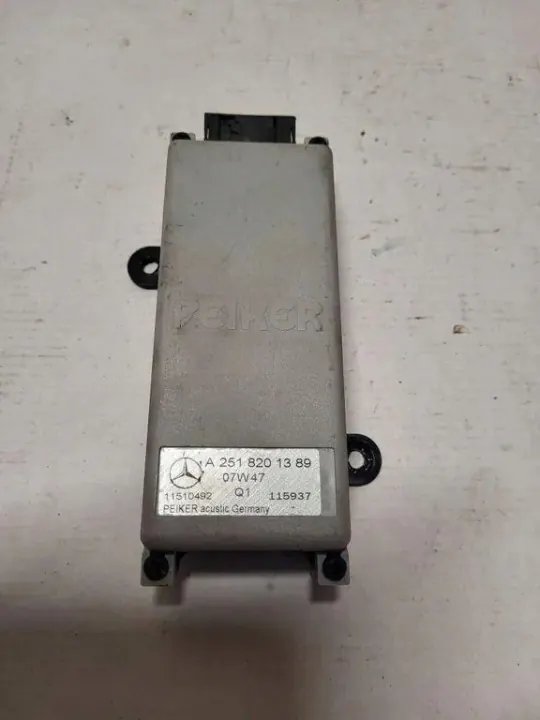 Antennförstärkare OEM 07W47 för Mercedes-Benz GL image 2
