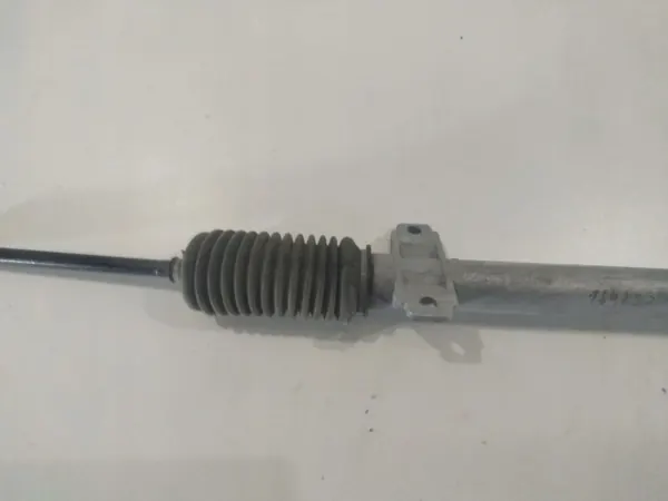 Culasse Avant Ford Fiesta I OEM 1647933 image 3