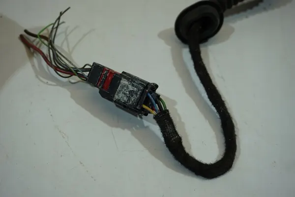 Actuador de maletero AUDI Q5 80A827851C image 3