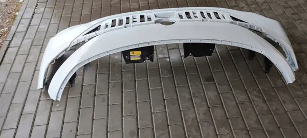 Paraurti anteriore VW ID4 image 10