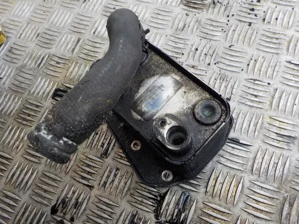 MERCEDES W211 2.2 CDI Ölkühler 6111880101 image 2