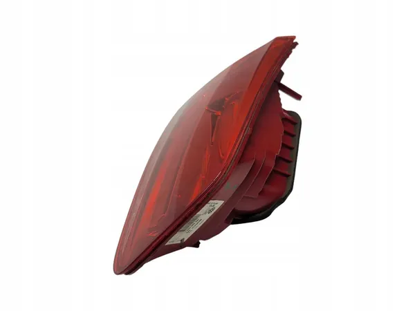 Luz trasera izquierda de maletero VW Touareg II 7P image 3