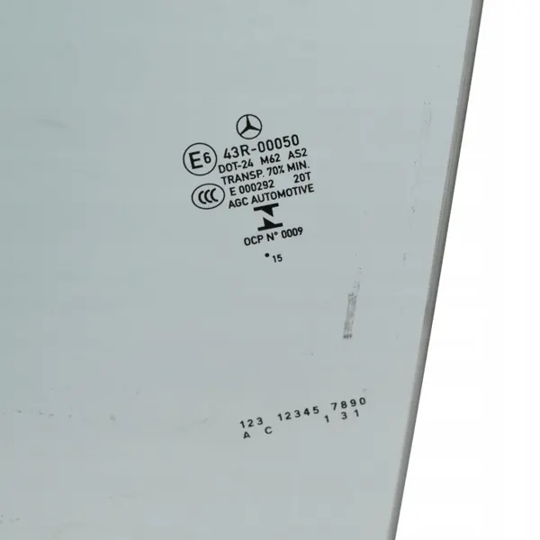 Framvänster Dörrruta OEM A1177250110 Mercedes CLA image 3