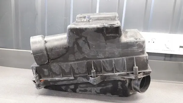 Ilmansuodattimen kotelo Seat Ibiza II / VW Polo III 1.9 TDI image 4