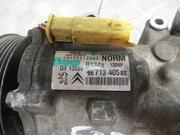 Compresseur de climatisation Peugeot Citroen 2.0 HDi 9671340580 image 3
