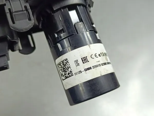 Conector USB Hyundai Ioniq 5 OEM 96125GI000 - Usado image 8