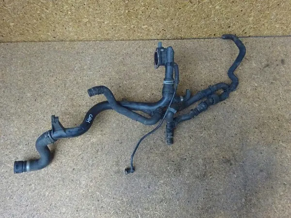 AUDI A4 B8 8K A5 8T 2.0 TDI Vesijohdot 03L122157F image 2