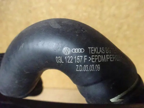 AUDI A4 B8 8K A5 8T 2.0 TDI Vesijohdot 03L122157F image 3