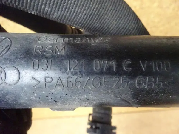 AUDI A4 B8 8K A5 8T 2.0 TDI Vesijohdot 03L122157F image 5