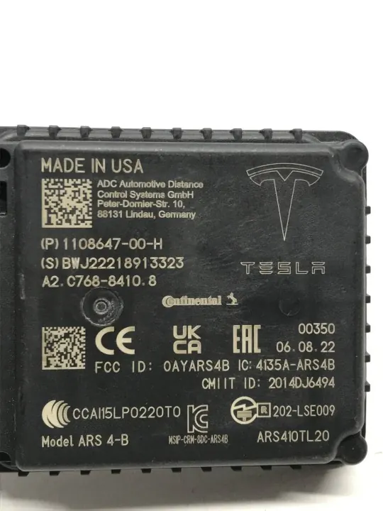 Tesla OEM 1108647-00-H Distronic Radarsensor image 6