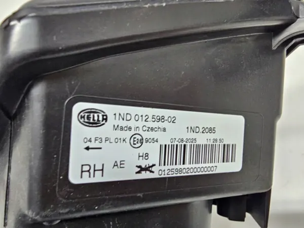 Farol halogéneo direito OEM 575941702 para SEAT image 5