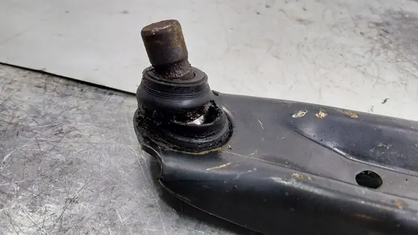 Braccio sospensione anteriore destro Ford Fiesta MK7 08- 8V51-3042-BH image 3