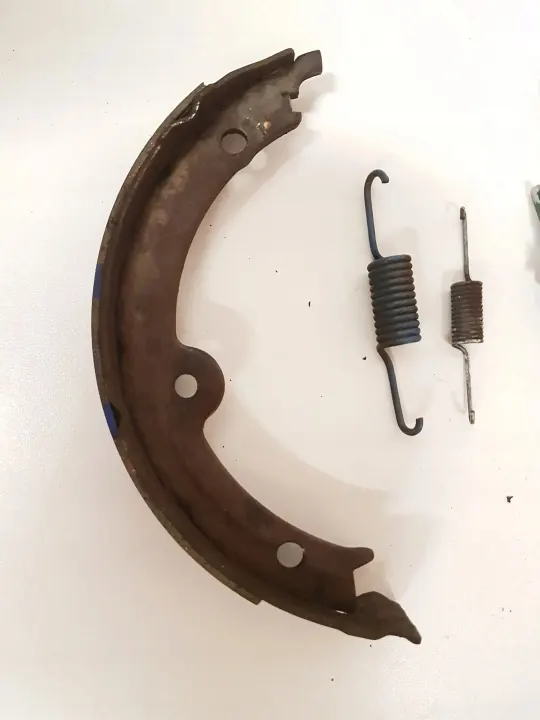 Lexus handremklauw OEM 4653030020 - Gebruikt image 3