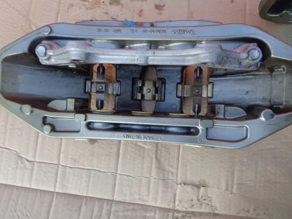 Keramik-Bremszangen OEM 8W0615105GJ für Audi RS5/RS4 image 10