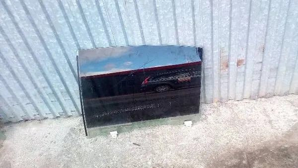 Infiniti Q50 linke Heckscheibe OEM 0 - Gebraucht image 2