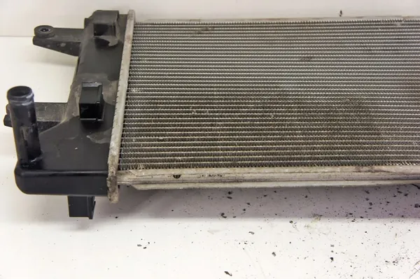 OW240 Nissan Leaf I ZE0 Radiador de Agua image 2