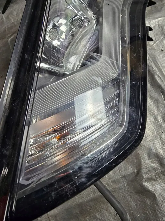 Audi A3 8V0 faro izquierdo H7 8V0941003 image 4