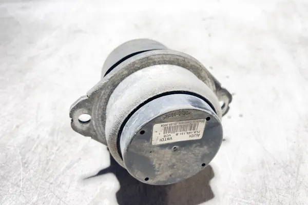 Soporte de motor AUDI Q7 4.2L diésel 2008 image 3