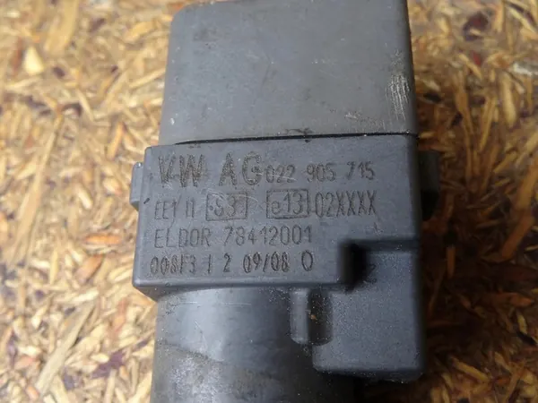 Bobina de ignição AUDI A3 S3 8P 3.2 V6 022905715 image 3