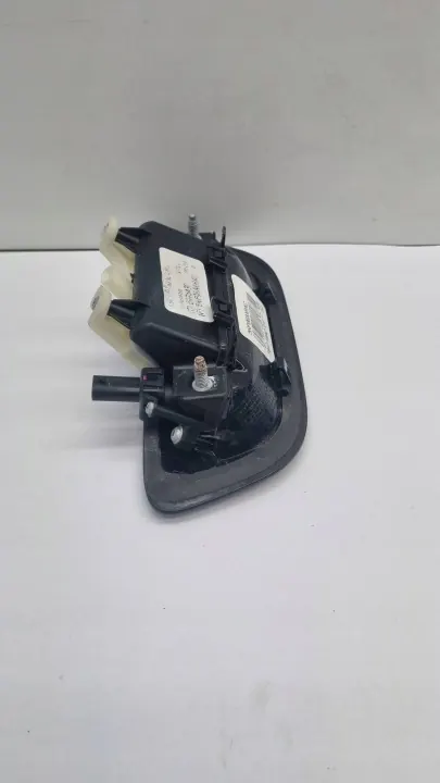 Manija de puerta trasera Chrysler Pacifica OEM 5RP06AXRAC image 3