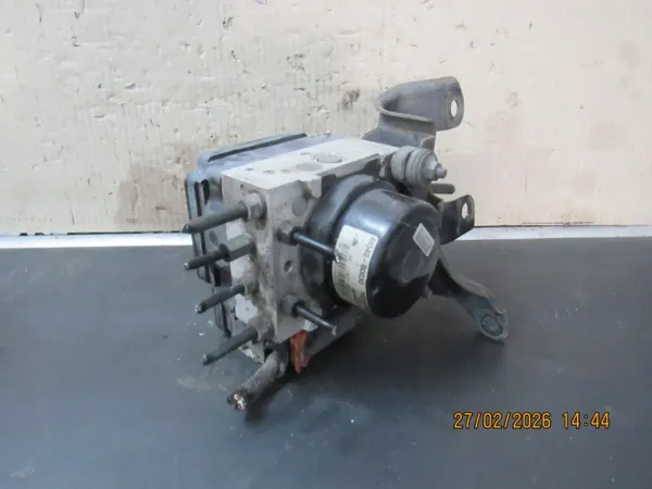 Unidade ABS OEM 89541-0D270 para Toyota Yaris III image 3